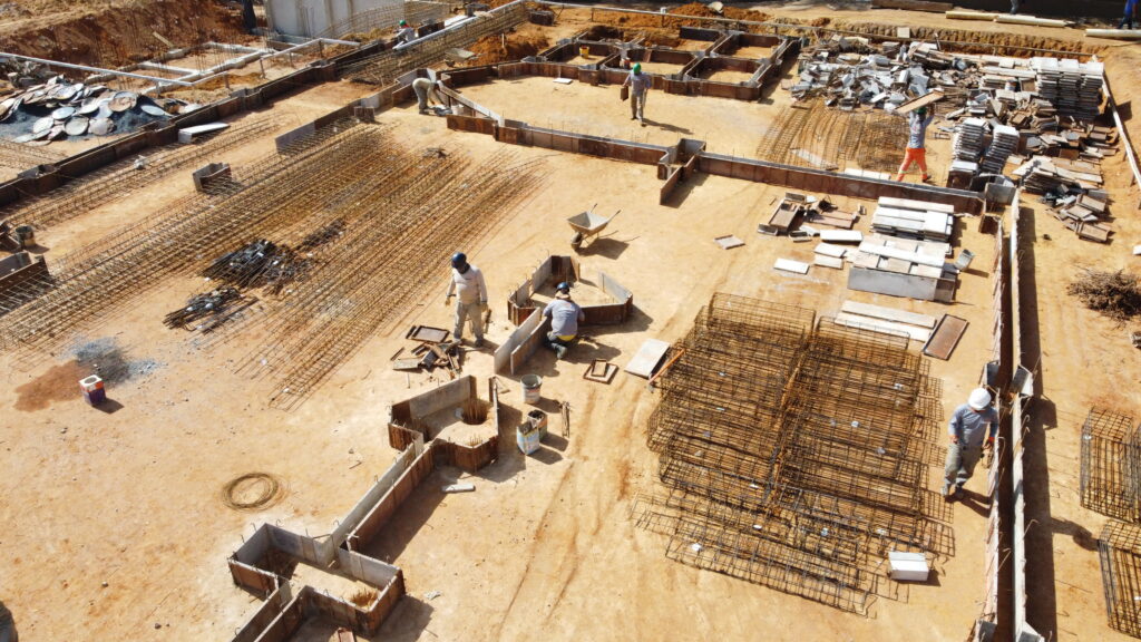 como evitar atrasos na obra